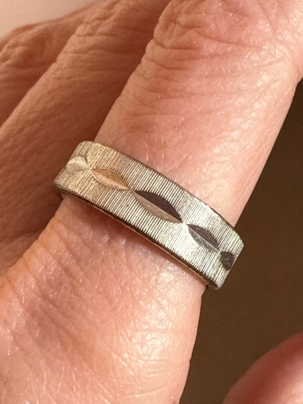 Uncas Vintage Art deco diamond cut minimalist Silver Band Ring SZ 10